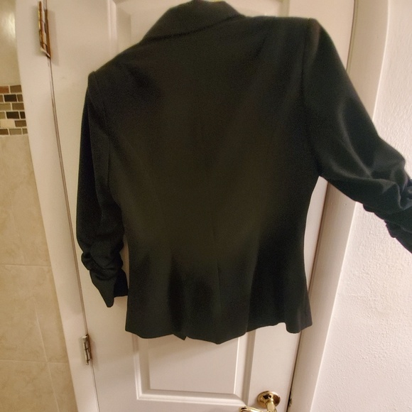 Black blazer - Picture 6 of 7